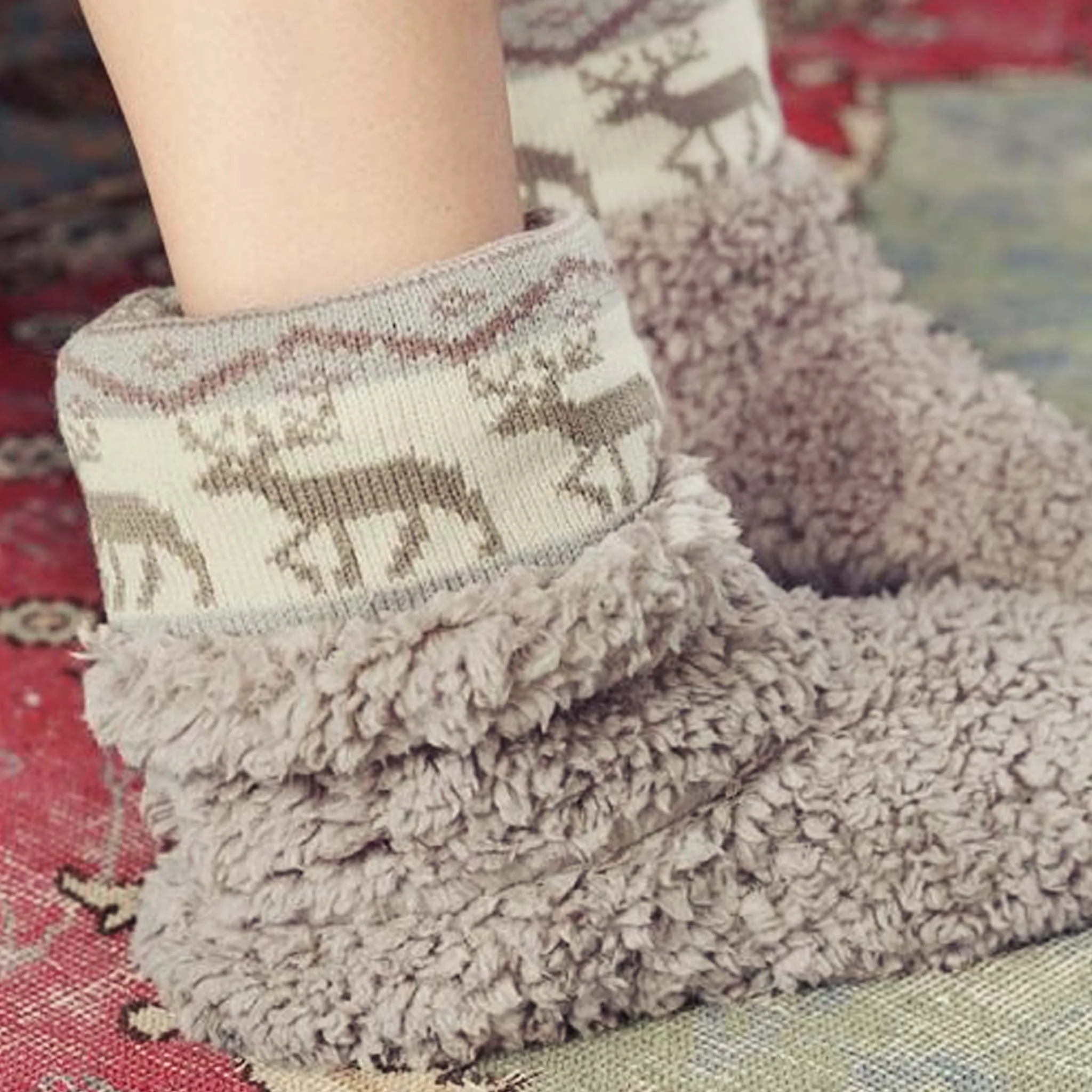 Blizzard Cozy Slippers