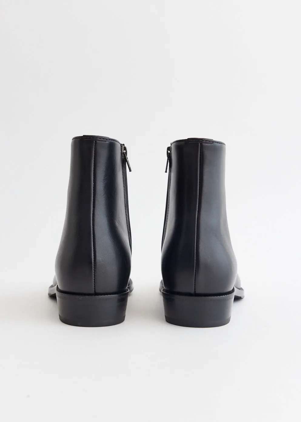 Neil Boots