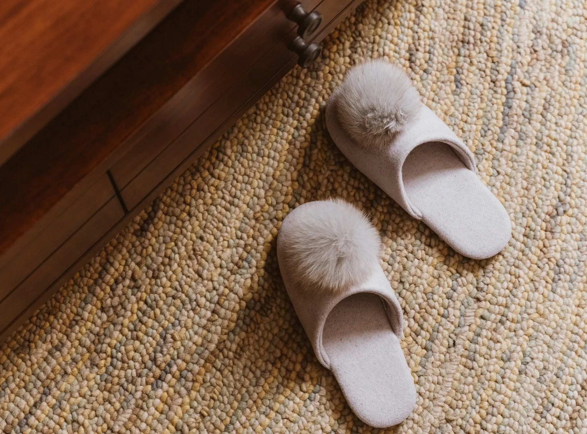 Pom Pom Slipper