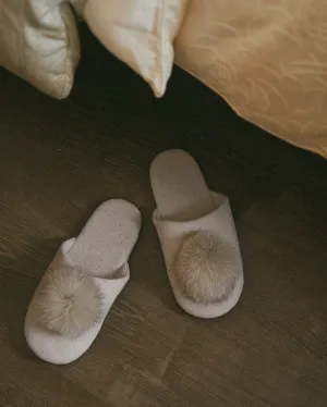 Pom Pom Slipper