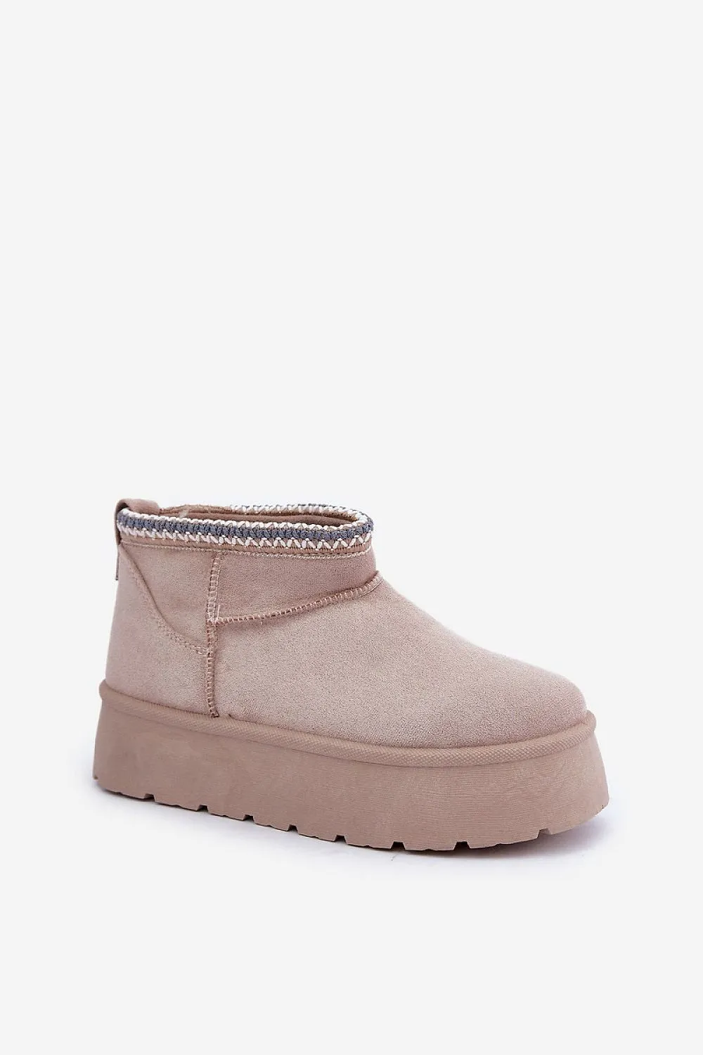 Stylish embroidery insulated snow boots