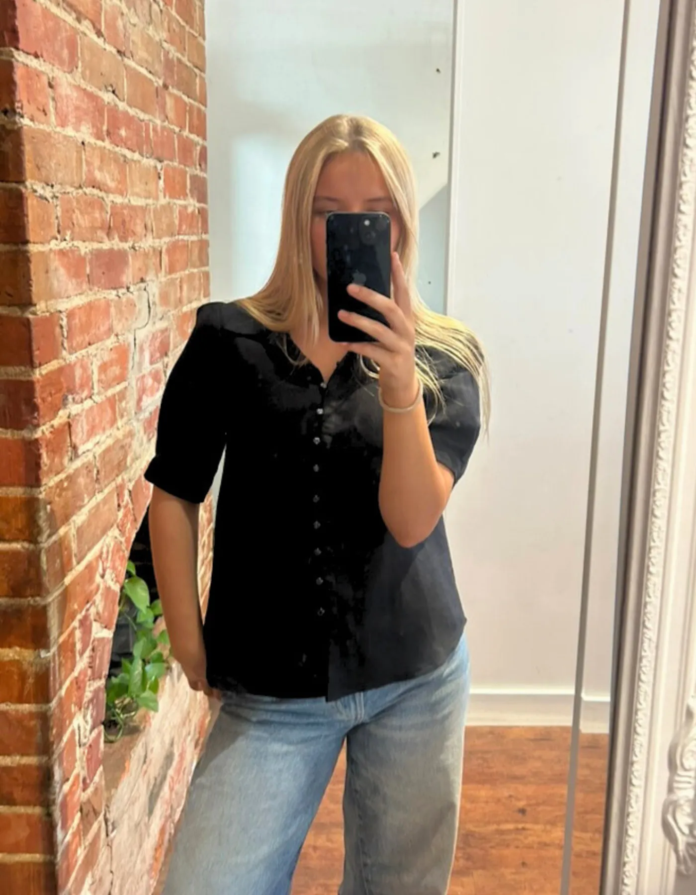 Vera Linen-Cotton Button Up Short Sleeve Top in Black